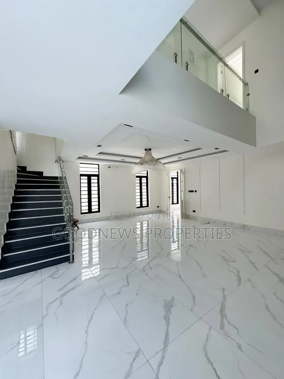 4bdrm Duplex in Lekki Phase 1 for sale in Lekki Phase 1