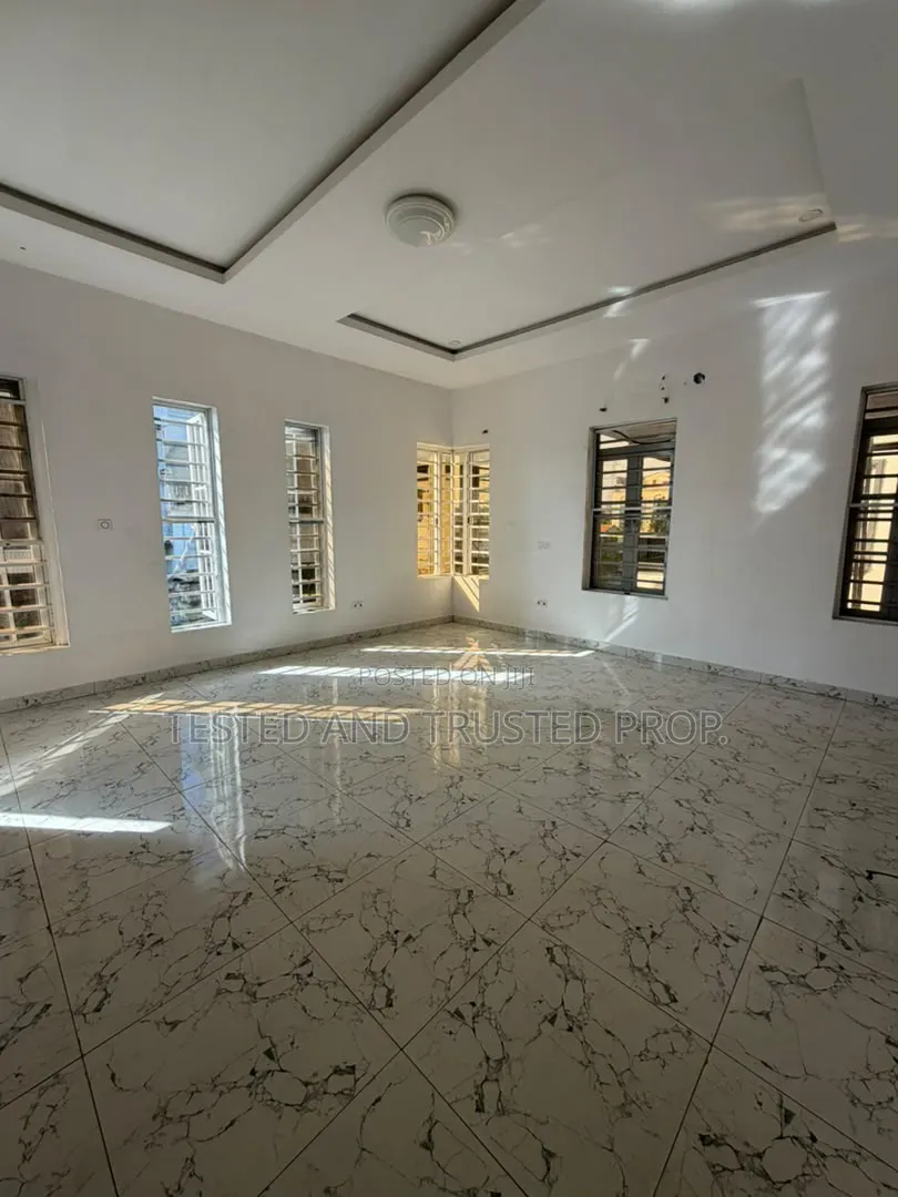 1bdrm Shared Apartment in Ikota Lekki for rent in Ikota