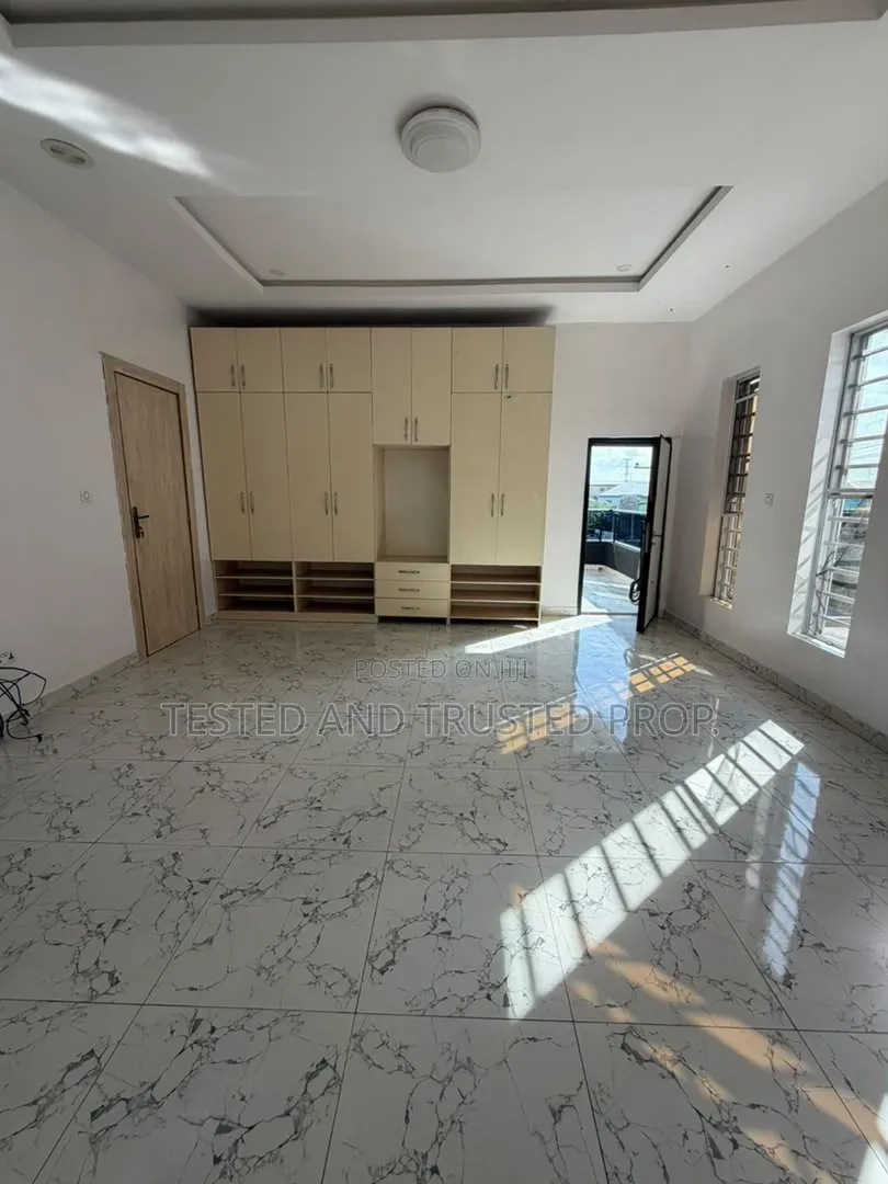 1bdrm Shared Apartment in Ikota Lekki for rent in Ikota