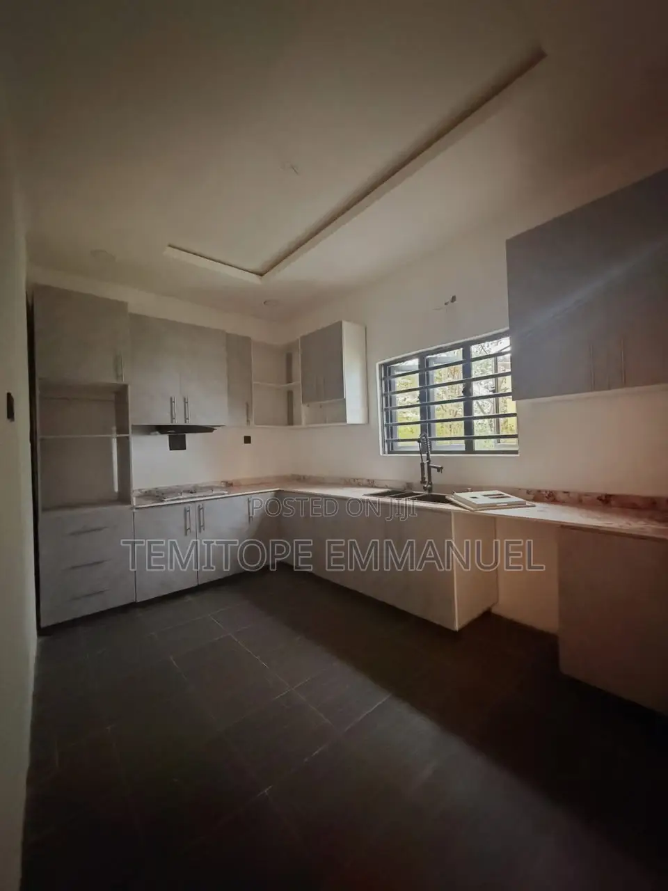 Furnished 4bdrm Duplex in Omole Phase 1 for sale in Omole Phase 1