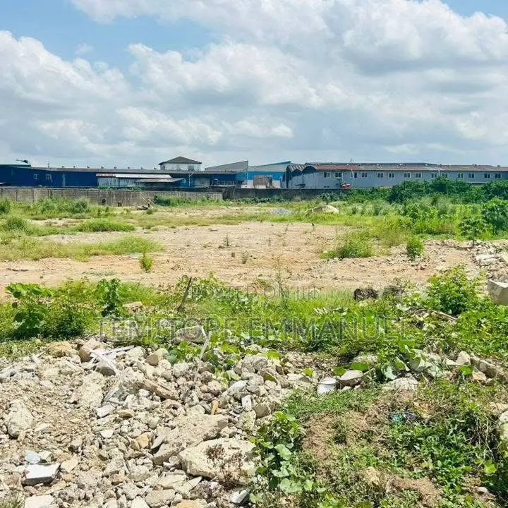 Prime Land in Isheri North