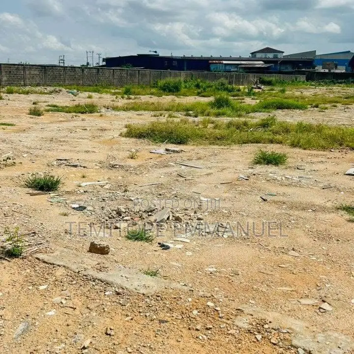 Prime Land in Isheri North