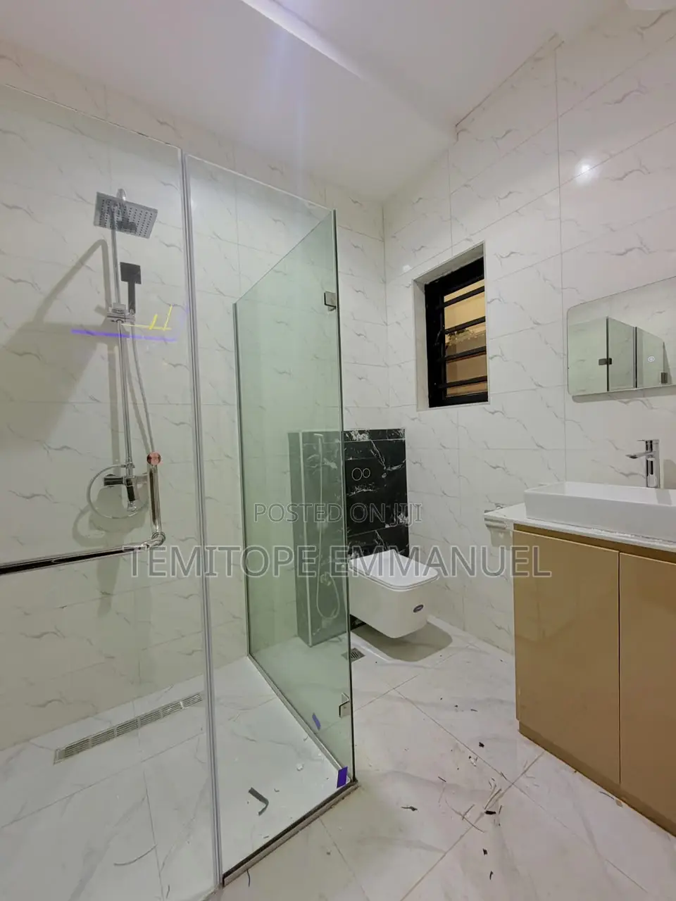 Furnished 5bdrm Duplex in GRA Phase 1 for sale in GRA Phase 1