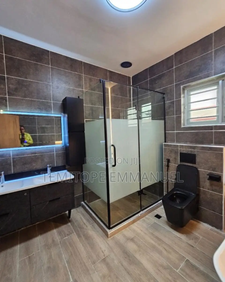 Furnished 5bdrm Duplex in Omole Phase 1 for sale in Omole Phase 1