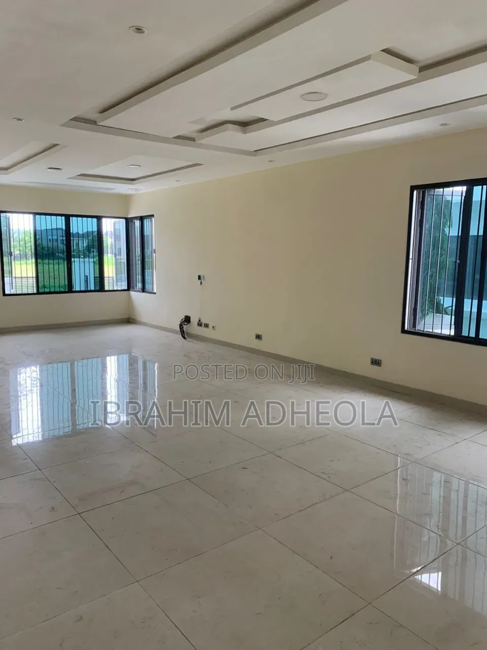 4bdrm Duplex in Royal Garden Estate, Off Lekki-Epe Expressway for sale in Off Lekki-Epe Expressway