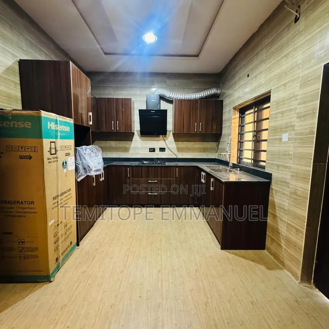 Furnished 4bdrm Duplex in Gbagada for sale in Gbagada