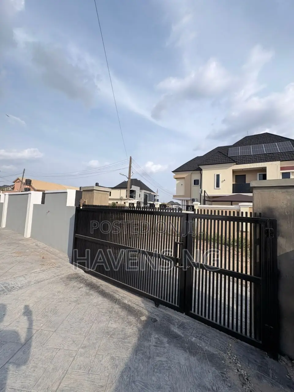 4bdrm Duplex in Akobo for sale in Akobo