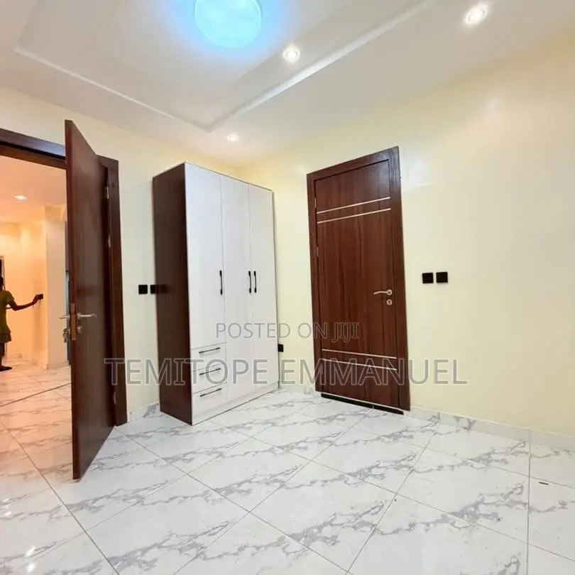 Furnished 4bdrm Duplex in Oregun for sale in Oregun