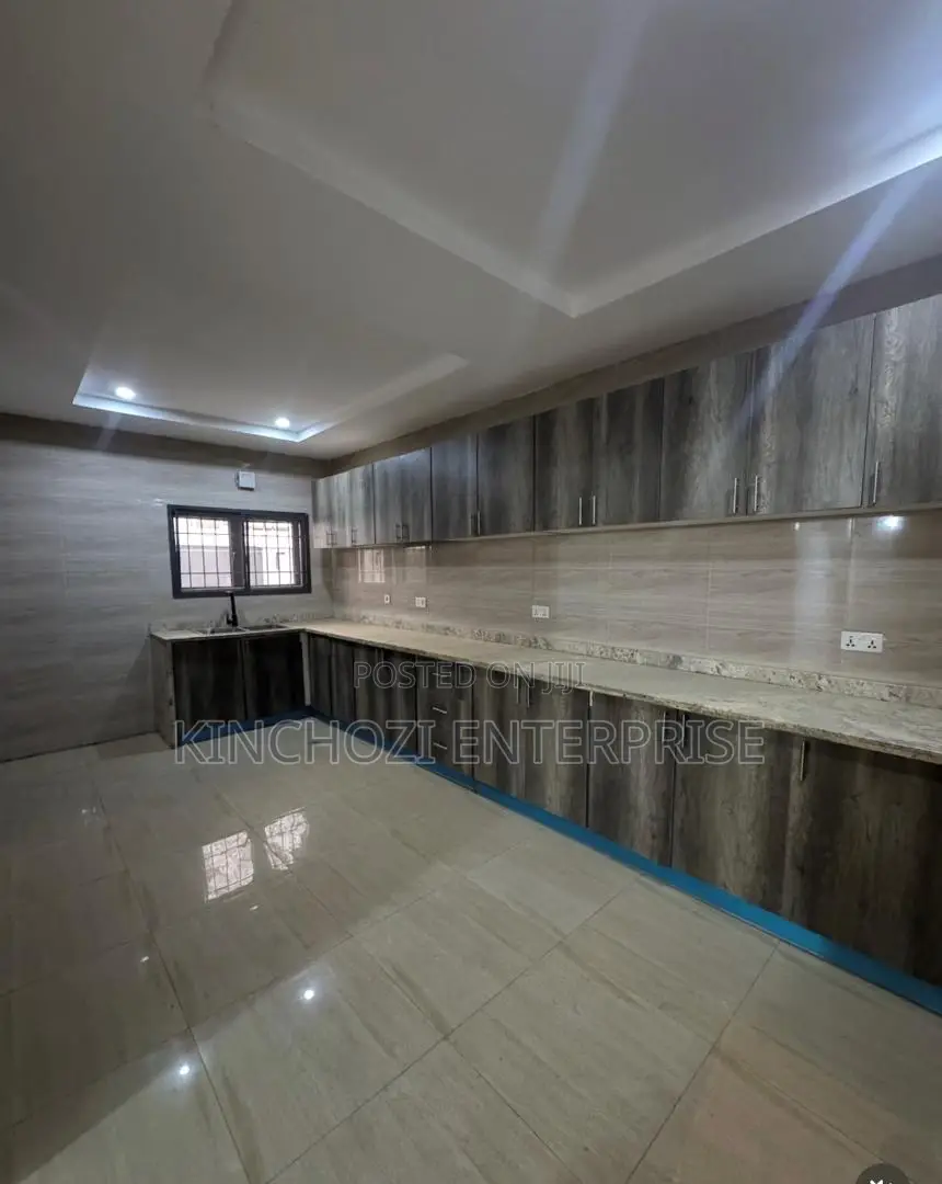 3bdrm House in Apo Dutse, Zone B for rent in Zone B