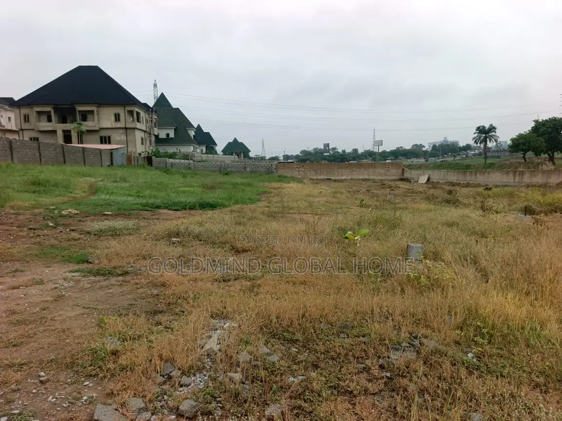 500sqm Estate Land for Duplex in Lugbe for Sale in Sabon Lugbe