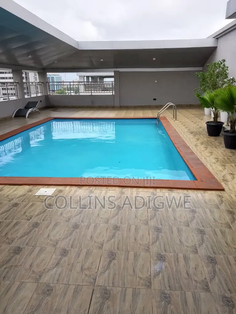 3bdrm Apartment in Vi, Adeola Odeku for sale in Adeola Odeku