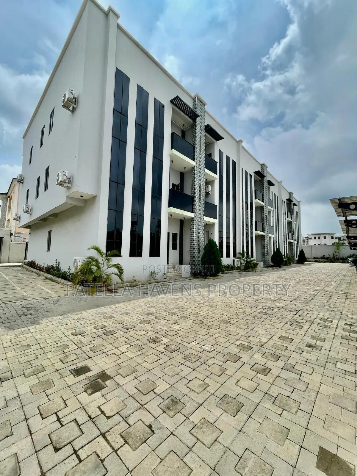 4bdrm Duplex in Jahi for sale in Jahi