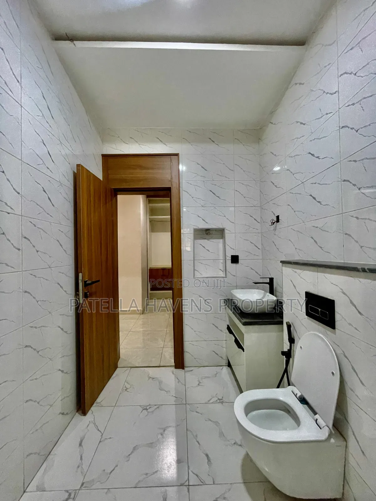4bdrm Duplex in Jahi for sale in Jahi