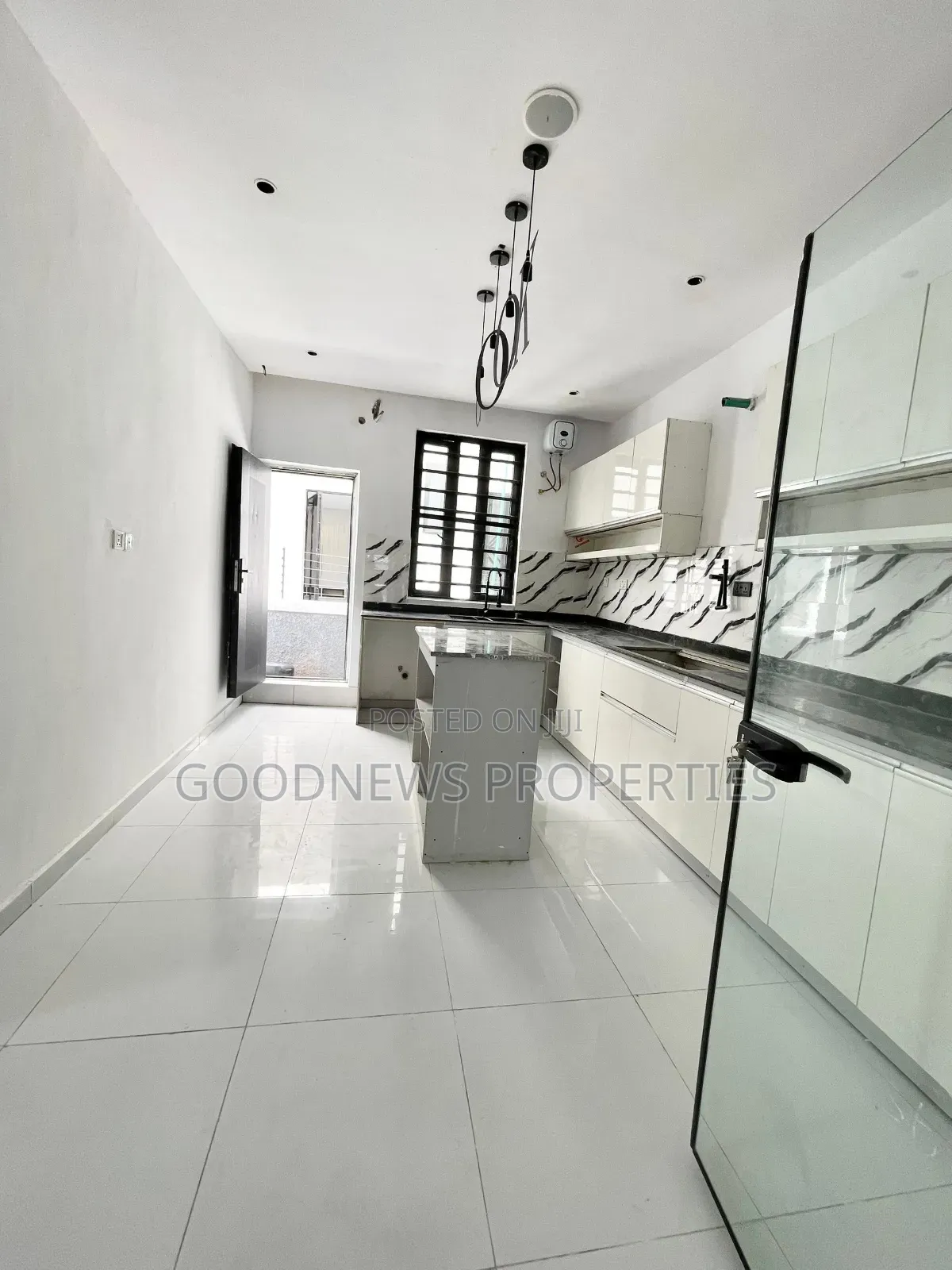 3bdrm Duplex in Ikota Lagos for sale in Ikota