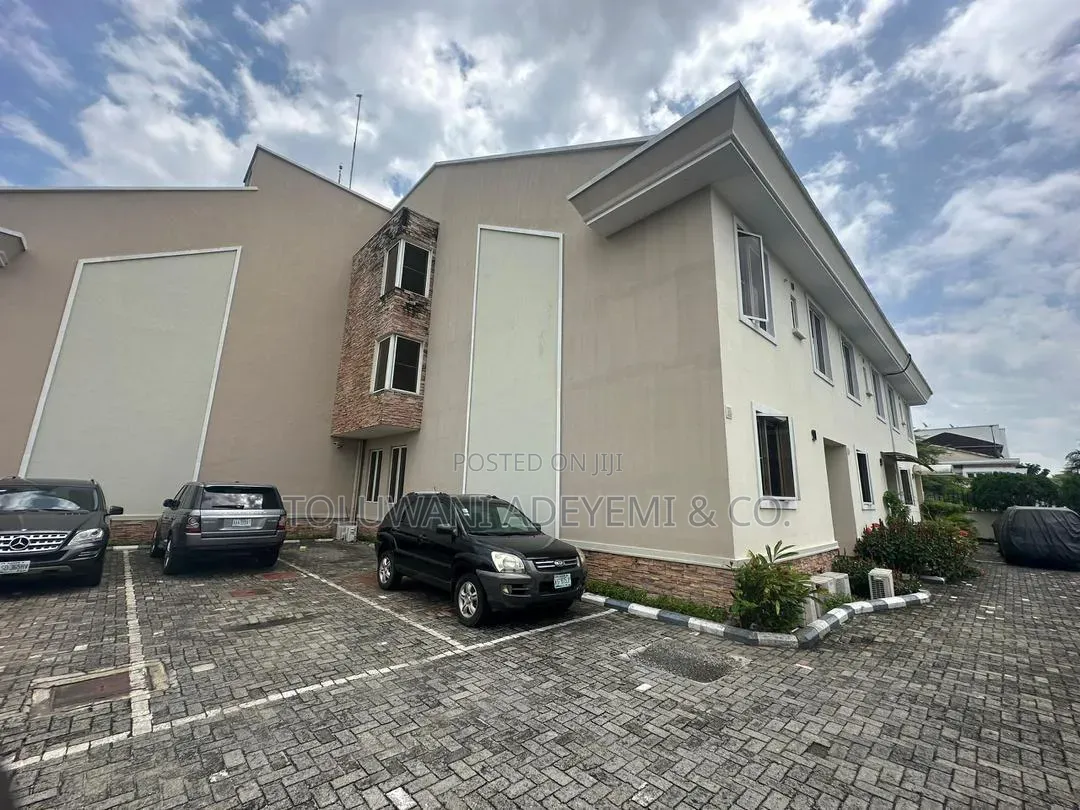 4bdrm Townhouse / Terrace in Banana Island for rent in Banana Island