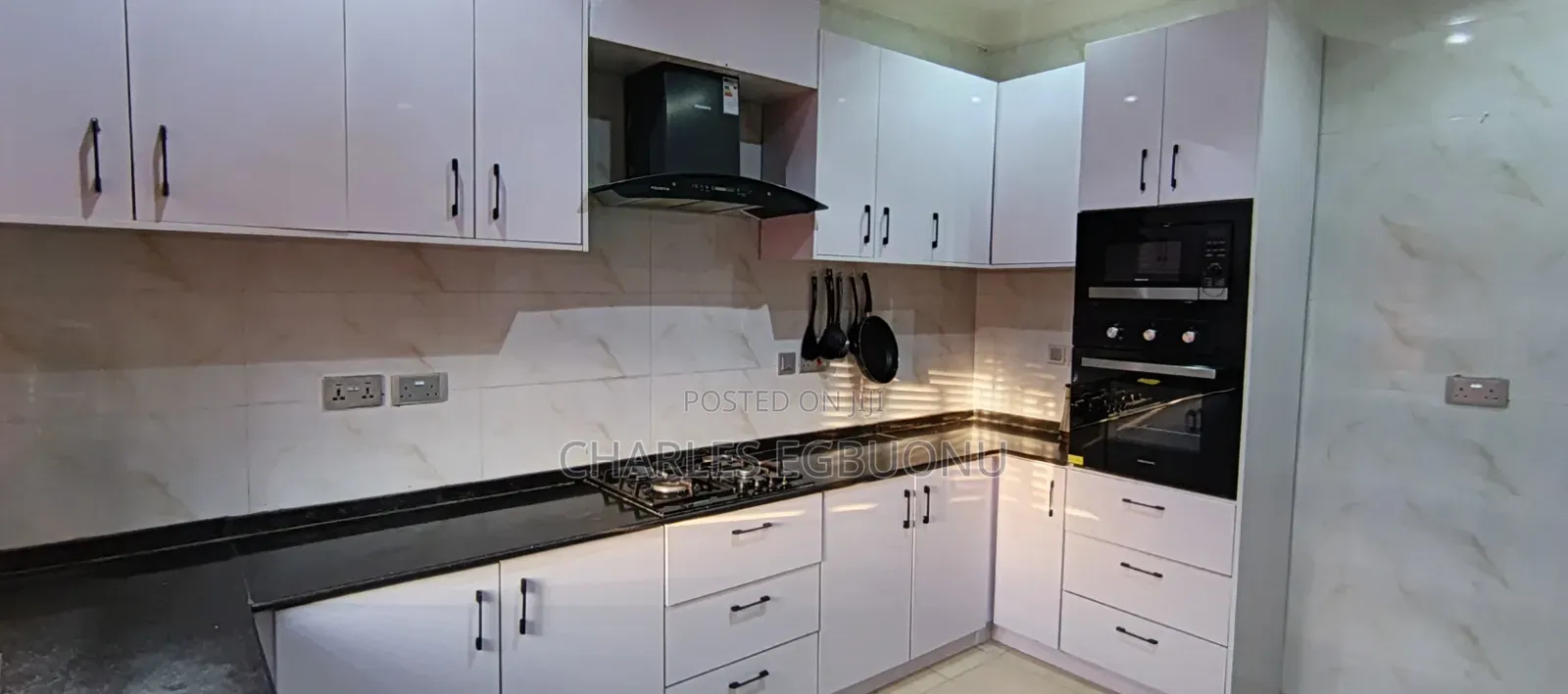 Luxury 3bed Apt in Apo | Metro City Est | 24/7 Light, Wi-Fi en-Suite in Guze
