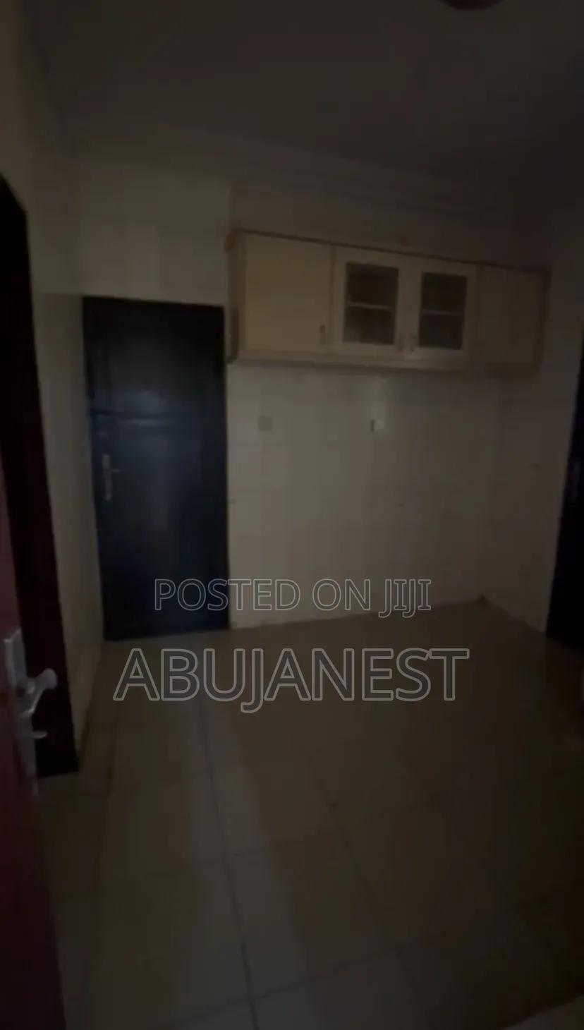 4bdrm Block of Flats in 4 Bedroom Spacious, Garki 2 for rent in Garki 2