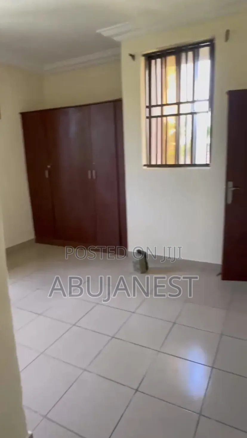 4bdrm Block of Flats in 4 Bedroom Spacious, Garki 2 for rent in Garki 2