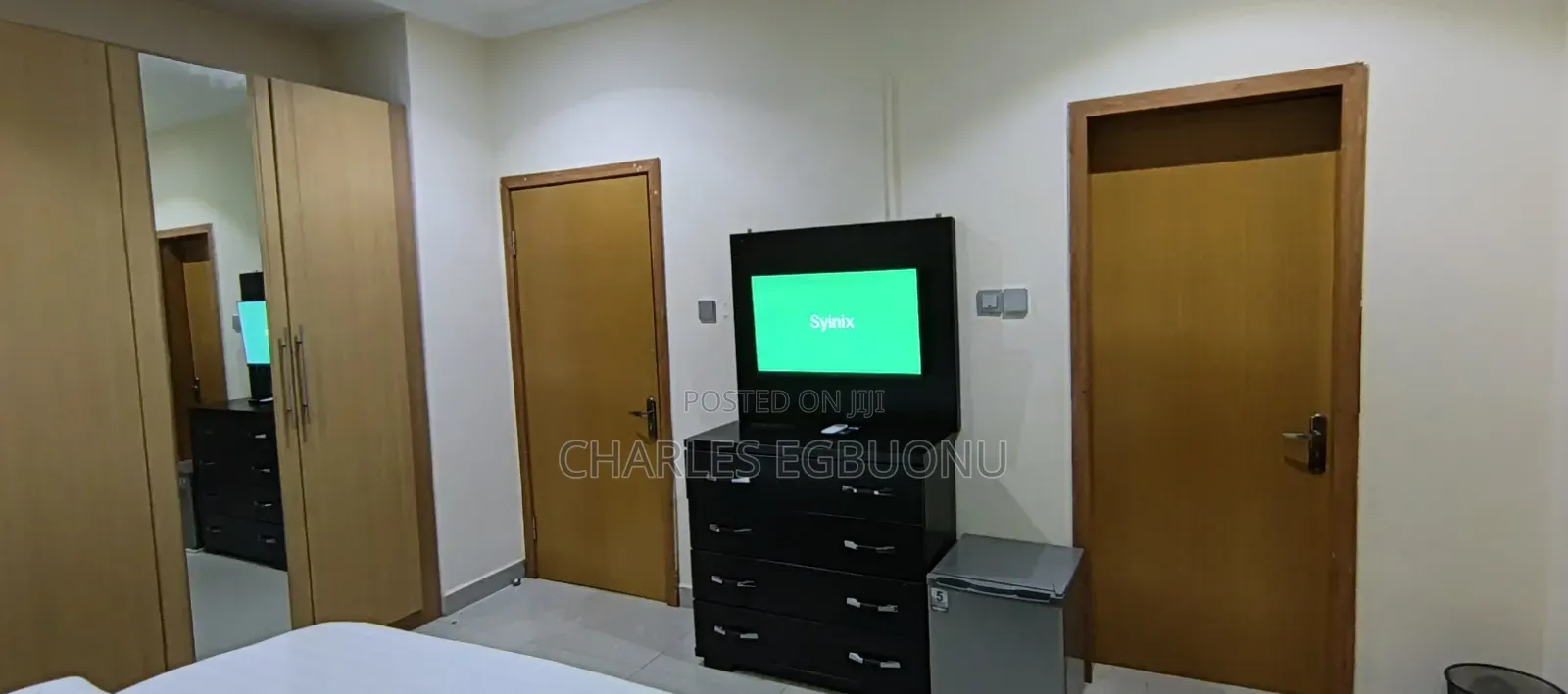Luxury en-Suite Room in Shared Apartment | Apo | Wi-Fi | 24/7 Light in Guze