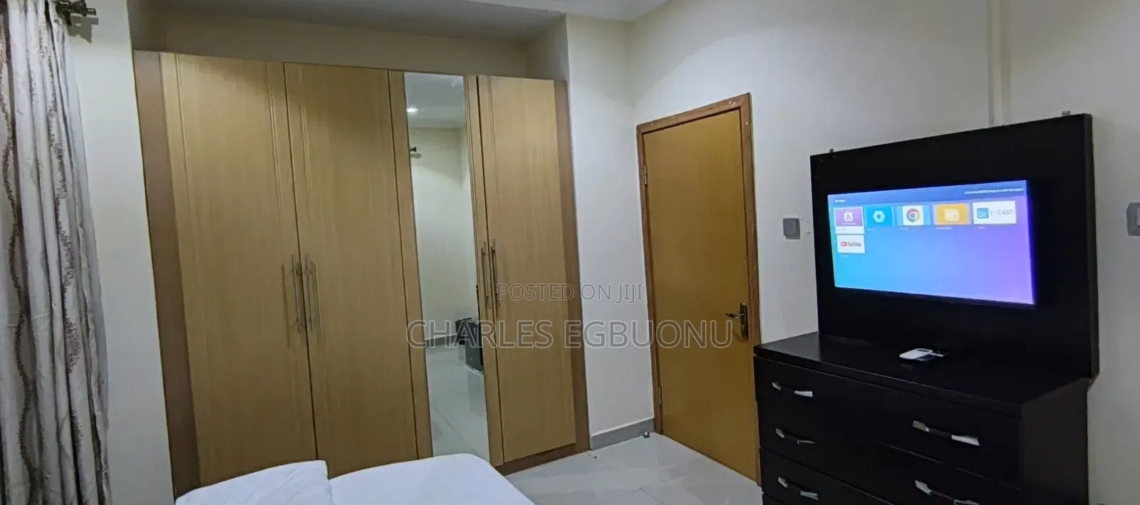 Luxury en-Suite Room in Shared Apartment | Apo | Wi-Fi | 24/7 Light in Guze
