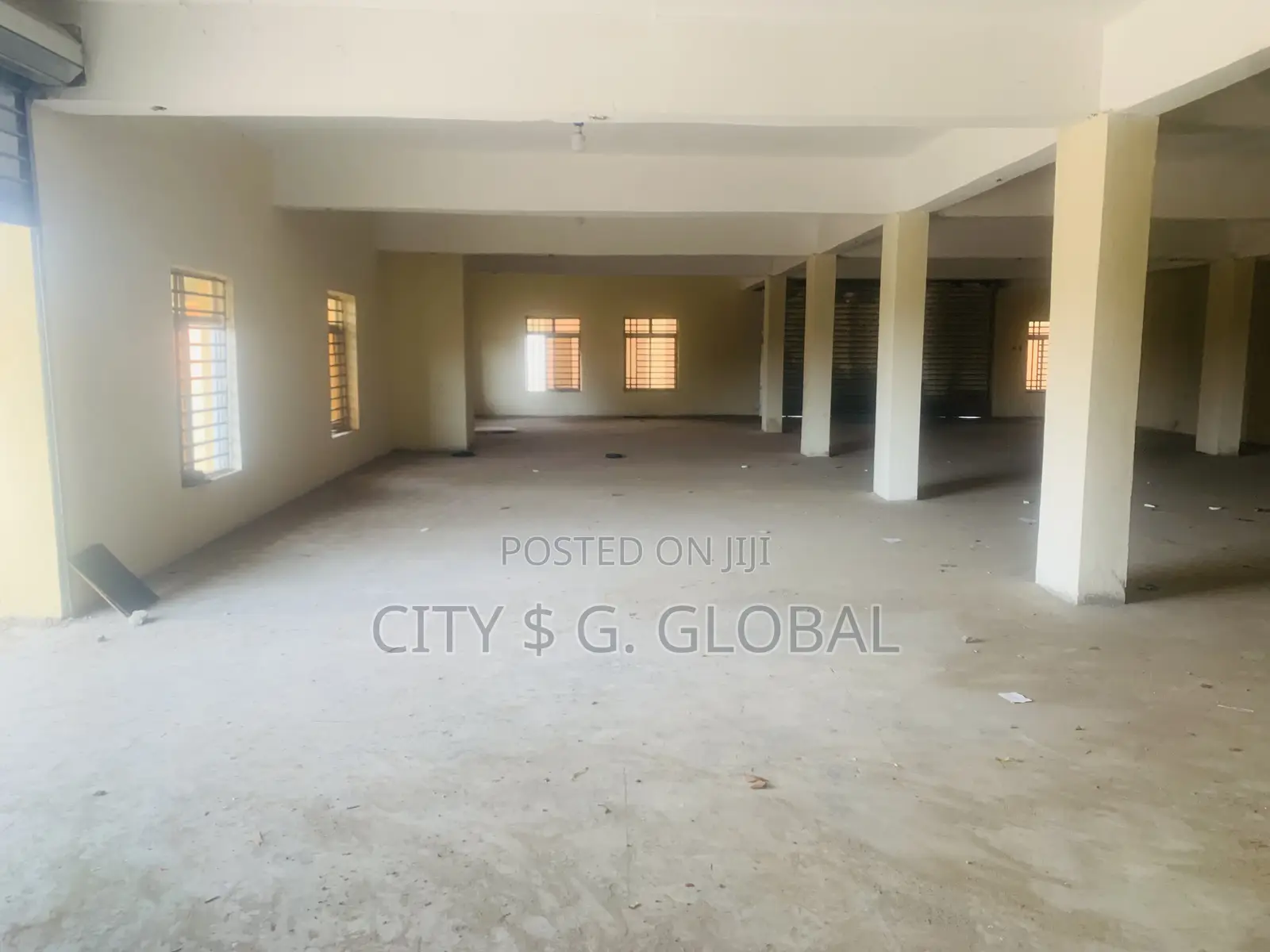 Warehouse in Gudu. Ground Floor in Gudu