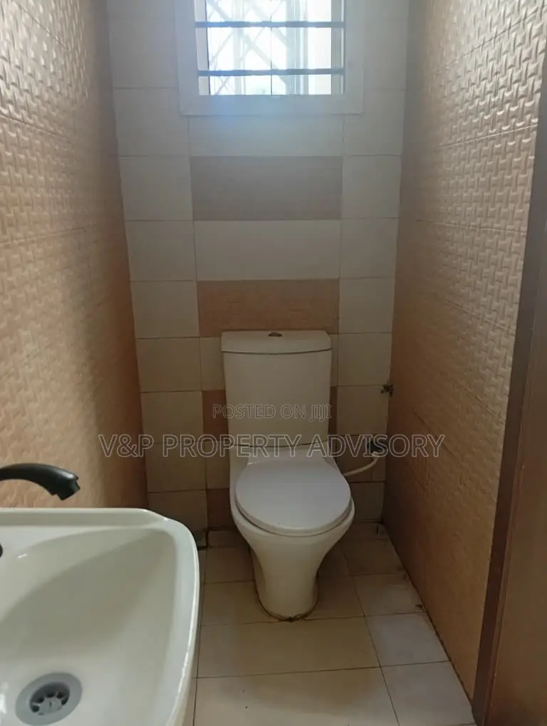 4bdrm House in Chevy View Estate, Chevron for rent in Chevron