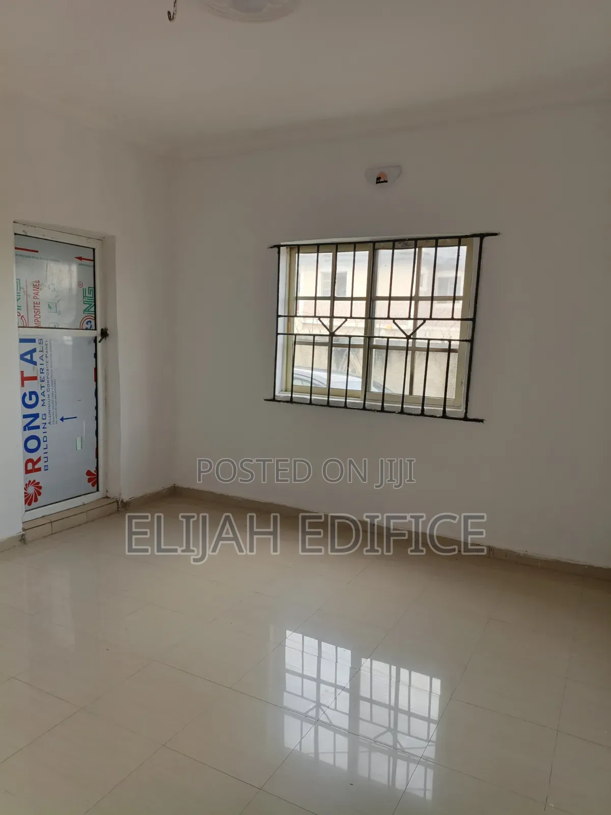 Furnished 3bdrm Block of Flats in Solomade, Ikorodu Garage for rent in Ikorodu Garage