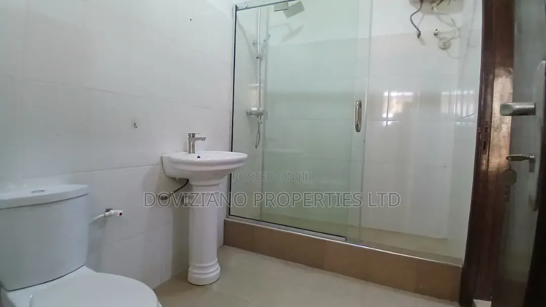 3bdrm Apartment in Victoria Island Extension for rent in Victoria Island Extension