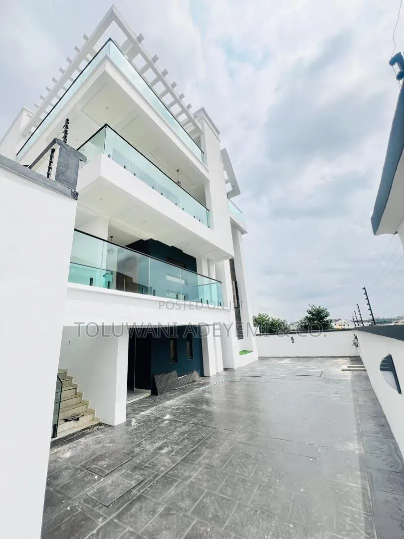 5 Bedroom Detached Duplex With Pool, Cinema, Bq in GRA Phase 2 Shangisha
