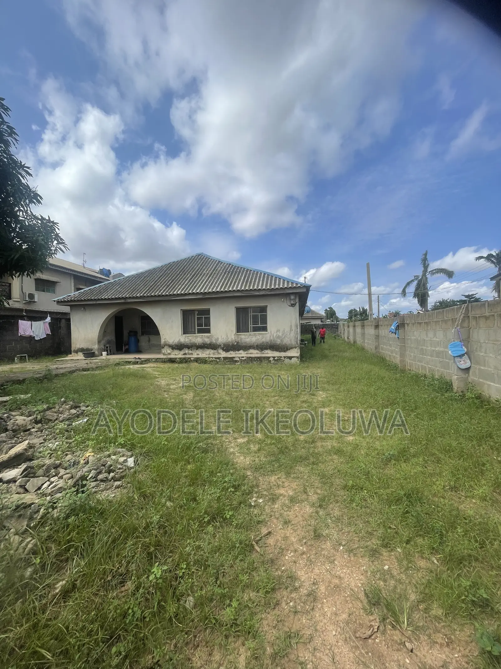 5bdrm Bungalow in Governors Road, Ikotun / Ikotun/Igando for sale in Ikotun / Ikotun/Igando