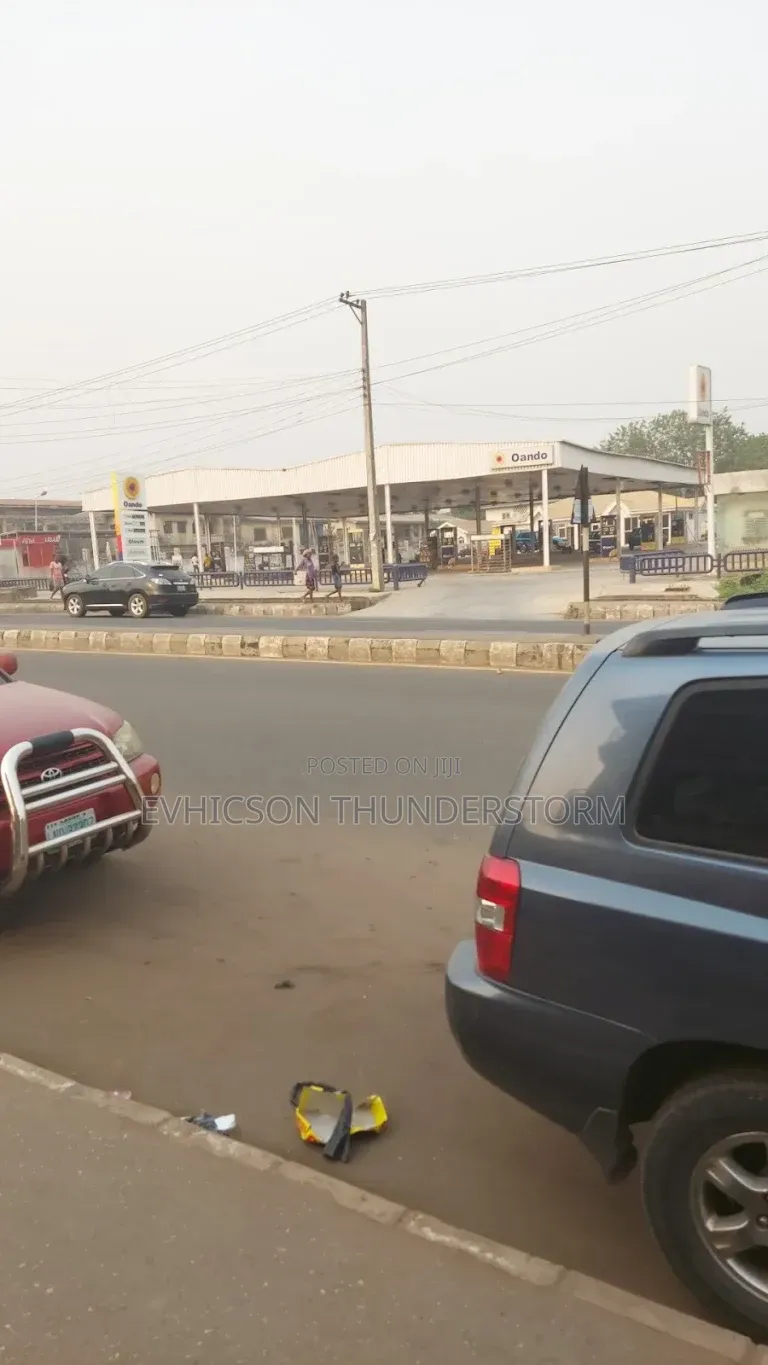 Twin Spacious Buildings Along the Busy Eleyele Jerich Road Ibadan in Ibadan
