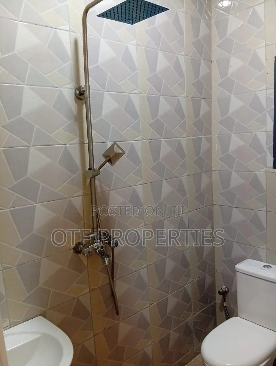 2bdrm Block of Flats in Sangwari Layout, Dutse-Alhaji for rent in Dutse-Alhaji