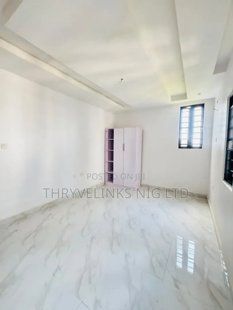 2bdrm Apartment in Osapa london for rent in Osapa london