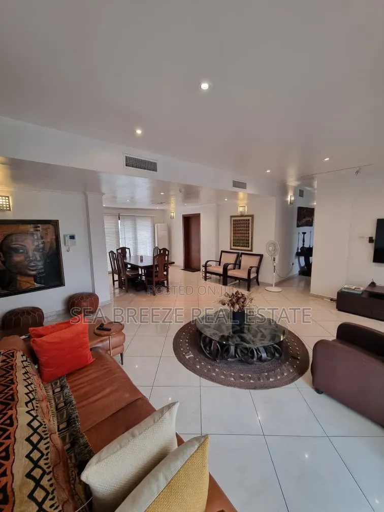 Exclusively Built Townhouse in Lagos Island / Lagos Island