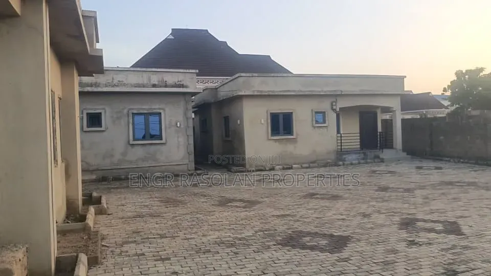 Furnished 3bdrm Block of Flats in Baba Ode Estate, Ilorin West for sale in Ilorin West
