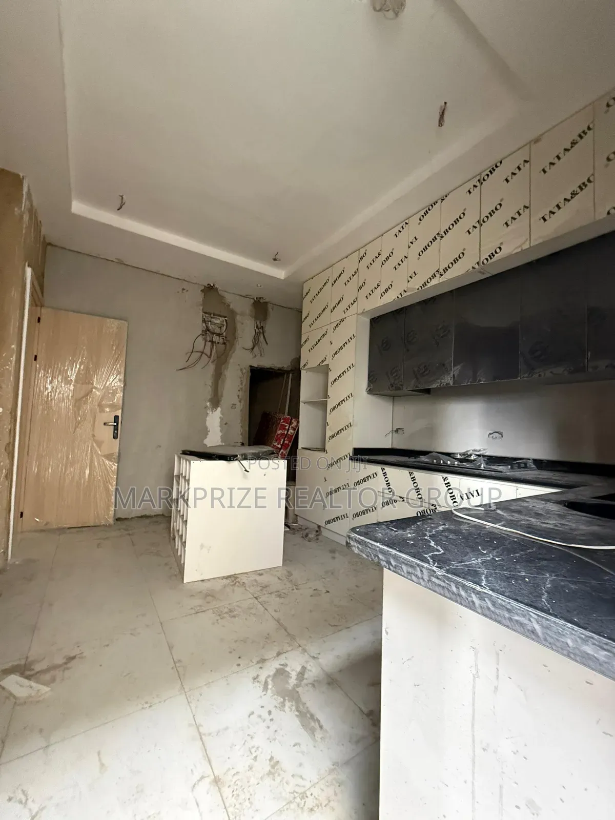 4bdrm Duplex in Ogudu Gra Lagos for sale in Ogudu GRA