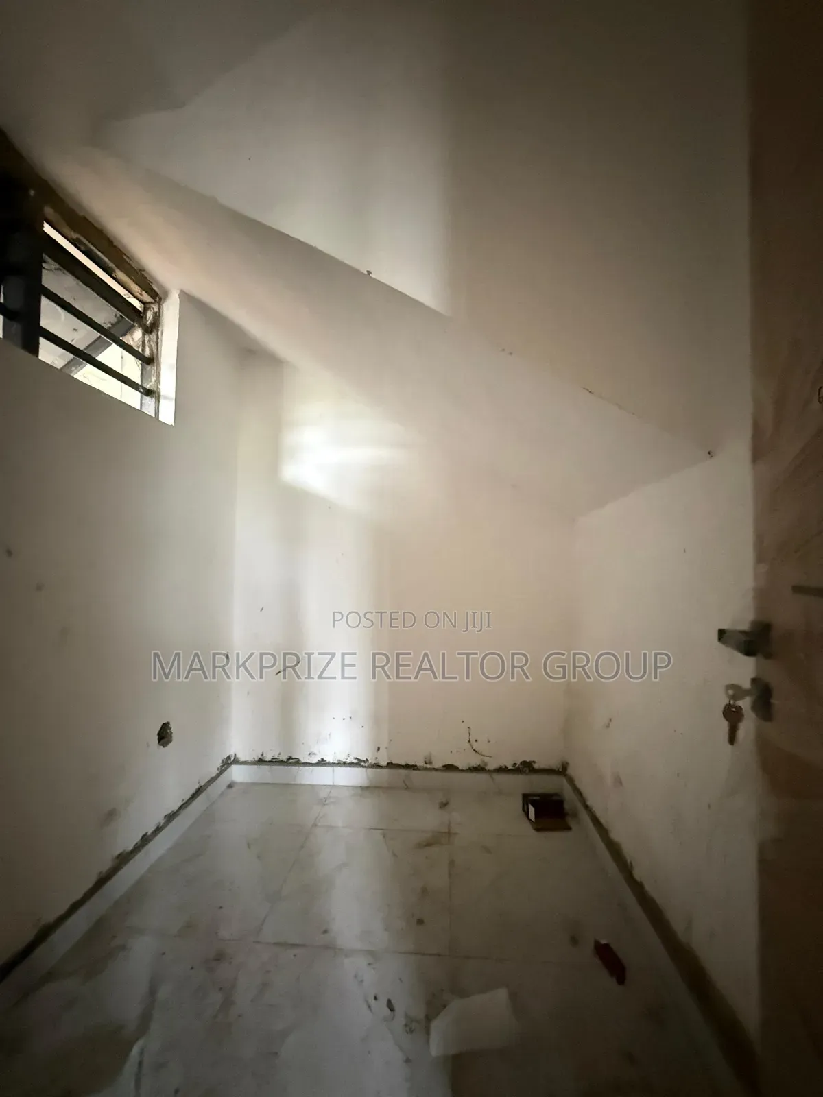 5bdrm Duplex in Ogudu Gra 1 Lagos for sale in Ogudu GRA