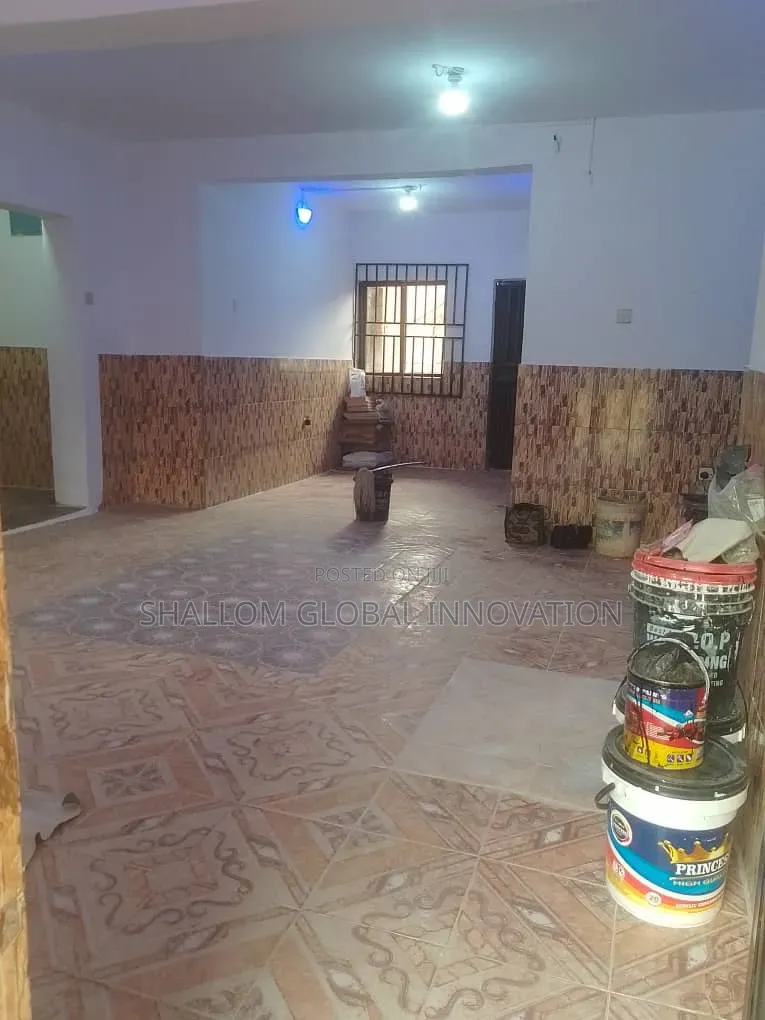 3bdrm Block of Flats in Peace, Akobo for rent in Akobo