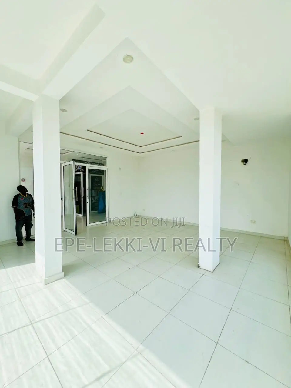 Shop for Rent in Abraham Adesanya Ajah Lagos in Ajah