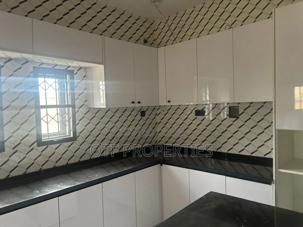 4bdrm Duplex in Jedo Estate,, FHA for rent in FHA