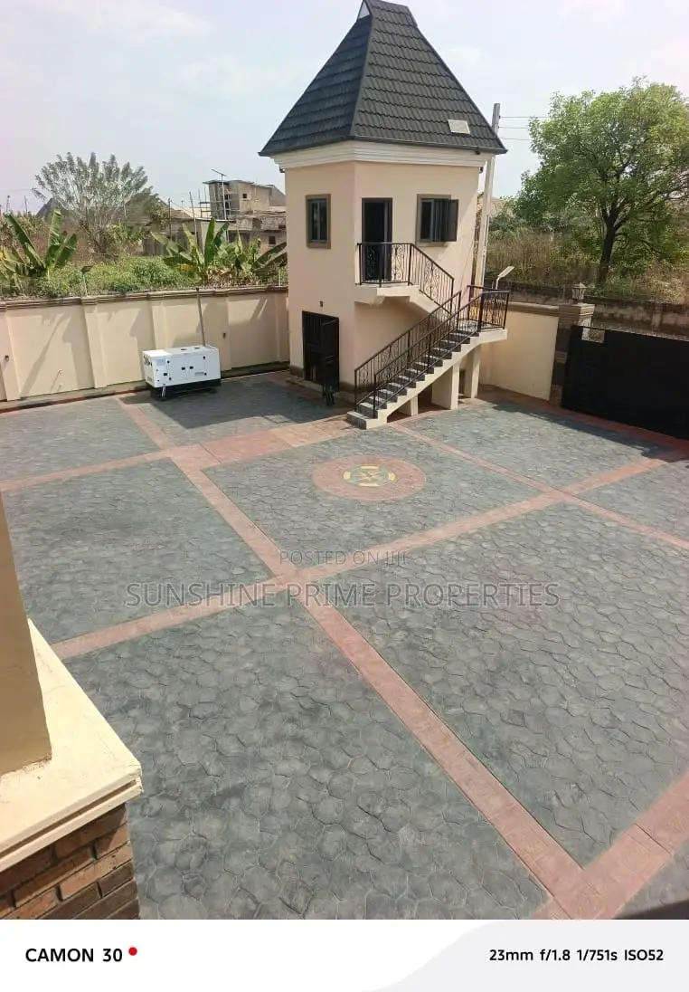 Furnished 5bdrm Duplex in Alagbaka Extension, Akure for sale in Akure