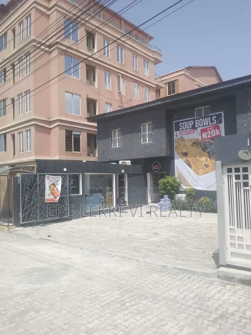 Detached Commercial Building for Sale in Oniru, Victoria Island,Lagos in Victoria Island