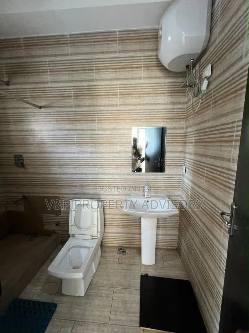 1bdrm Shared Apartment in Chisco, Ikate for rent in Ikate
