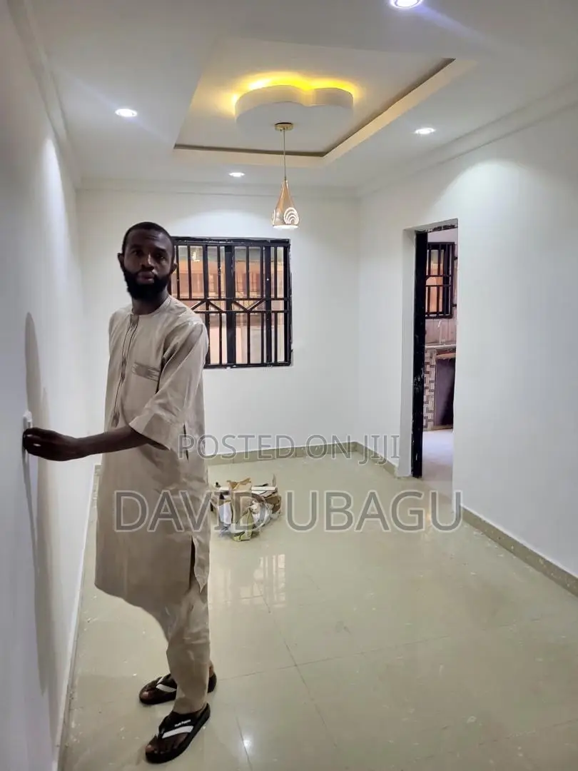 2bdrm Bungalow in Estate, Kubwa for rent in Kubwa