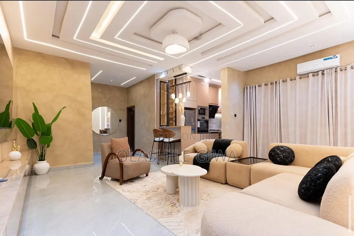 2 Bedroom Apartment in Airport Road / Ikeja
