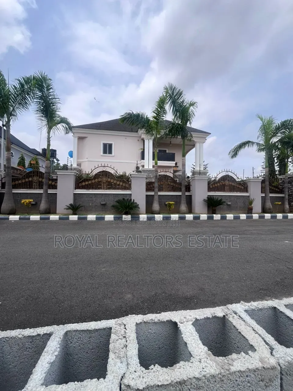 Estate Land in Apo Resettlement