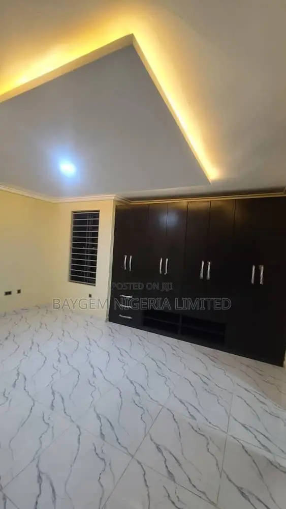 3bdrm Apartment in Sọji Olátúnjí, Lekki Phase 1 for rent in Lekki Phase 1