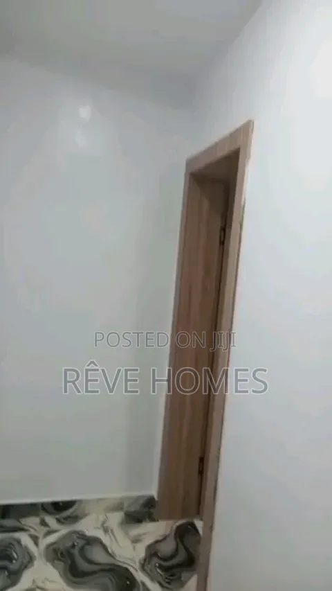 2bdrm Block of Flats in Medina for rent in Medina