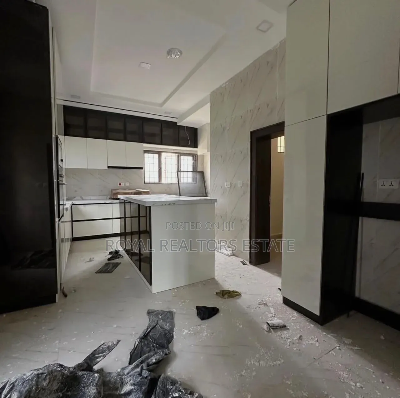 4bdrm Townhouse/Terrace in Jahi for sale in Jahi
