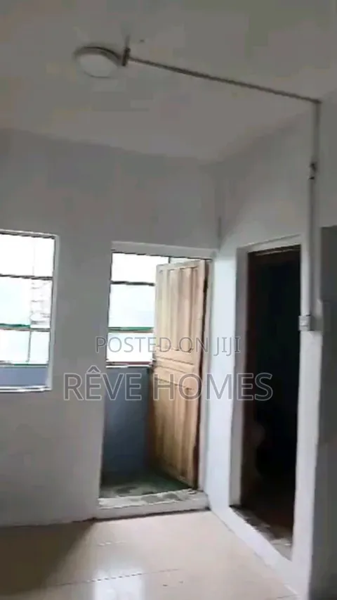 1bdrm Apartment in Iwaya for rent in Iwaya
